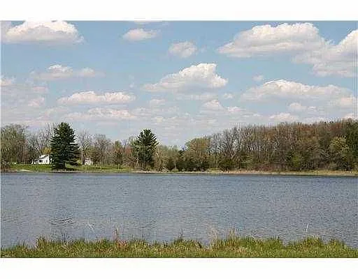 10485 Hadley Rd photo 1