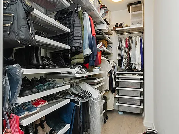 959 First Avenue image 7 of 11