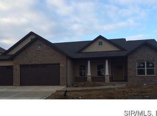 509 Briarstone Dr, Glen Carbon, IL 62034