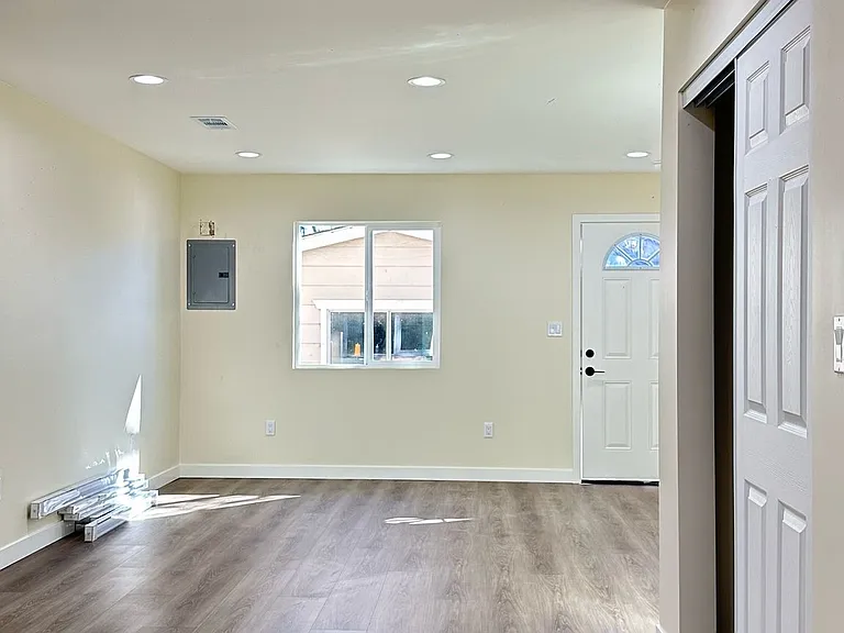 8259 Jumilla Ave #ADU — Photo 4