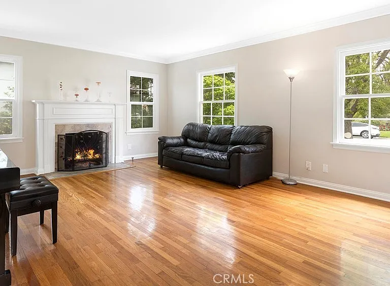 2963 Sheffield Rd — Photo 4