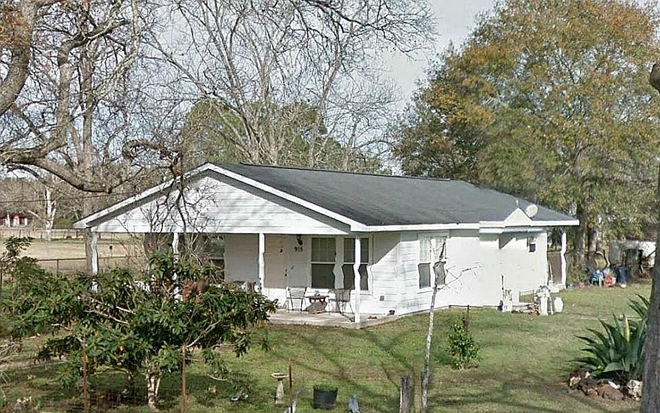 1st image of 915 Spruce Ave
