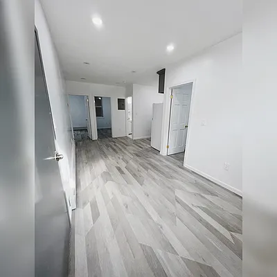 Rented by E Realty International Corp | media 12