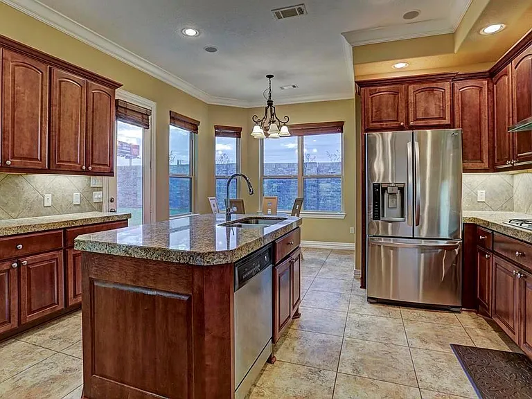 14450 Kingston Cove Ln — Photo 4