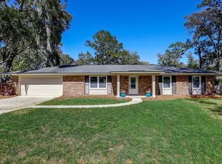 122 Grosvenor Ct, Savannah, GA 31410