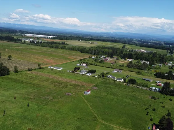 415 State Route 505, Winlock, WA 98596