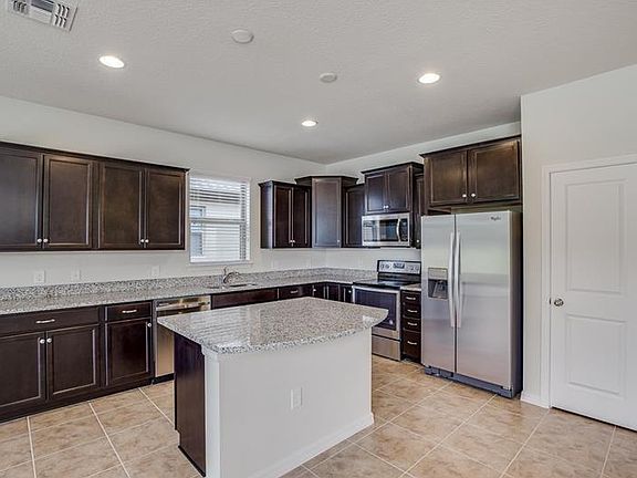 5th image of 8830 Hinsdale Heights Dr