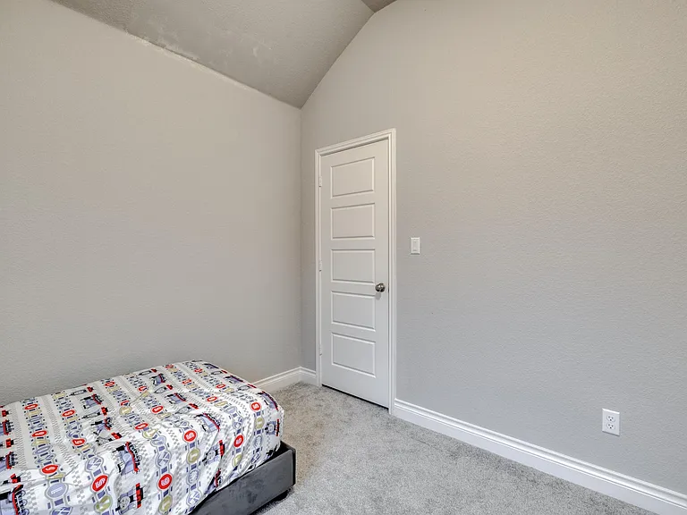 2424 Orchard Way — Photo 22