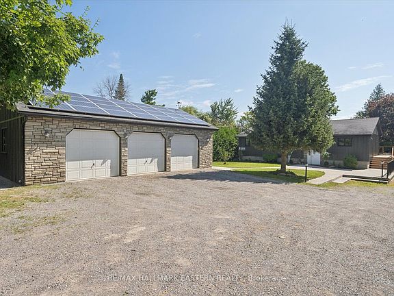 4th image of 1041 Primrose Ln