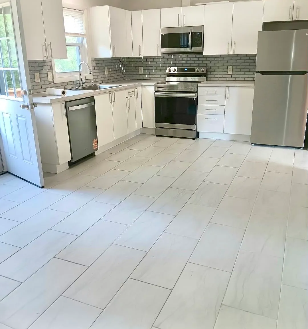 23 Kenyon Rd — Photo 4