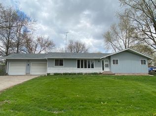 201 E Madison St, Brighton, IA 52540