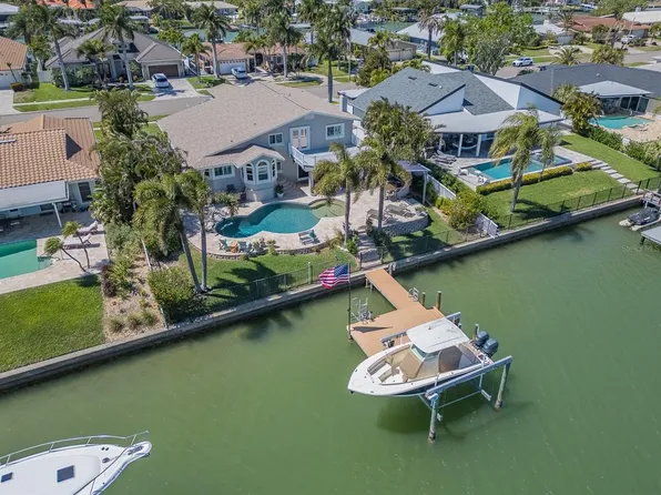 707 Snug Is, Clearwater, FL 33767