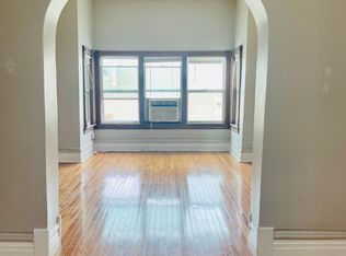 3532 N Elston Ave #1, Chicago, IL 60618