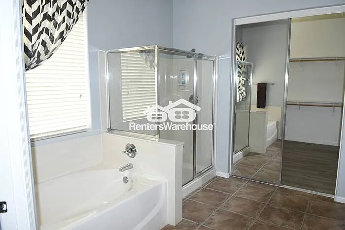 6027 N 133rd Dr — Photo 14