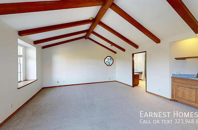 4339 Alhama Dr — Photo 14