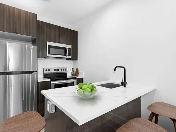 368 Weirfield Street 2 image 3 of 7