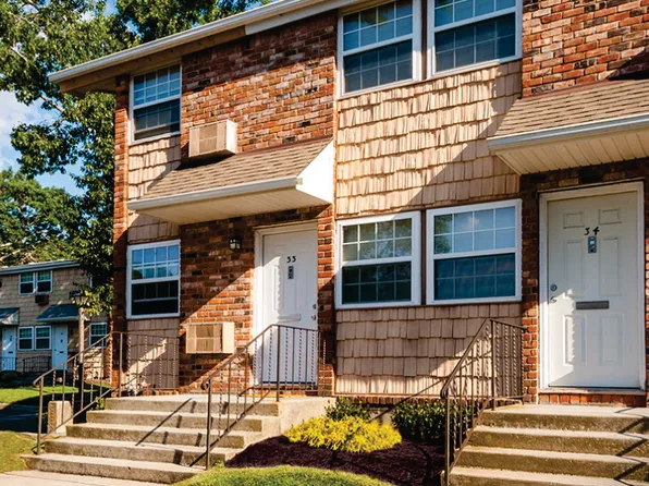 Town and Country Luxury Apartments