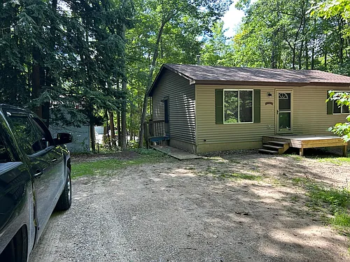 19161 White Pine Dr Photo 1