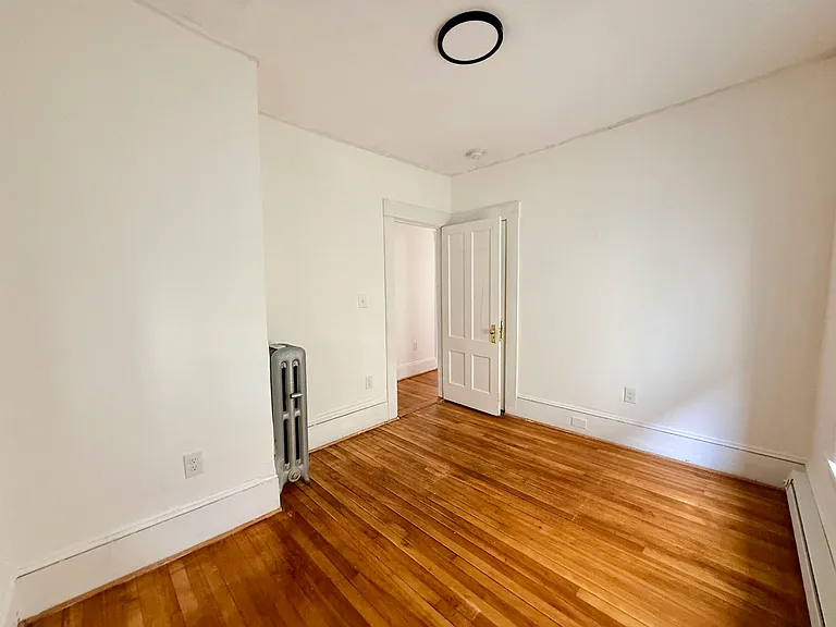 28 Brook St #2 — Photo 20