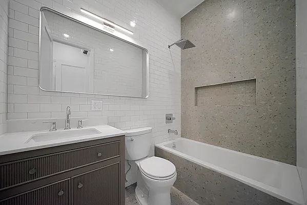 Rented by Compass | media 21