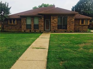 5509 Oak Branch Dr, Arlington, TX 76016