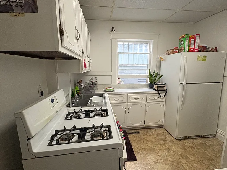 805 Wheaton Ave — Photo 6