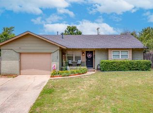 1137 W Peebly Dr, Midwest City, OK 73110