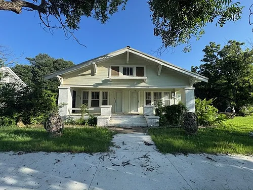 817 W Long St Photo 1