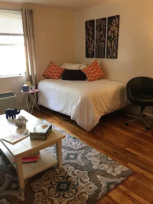 Rented by City Connections Realty | media 12