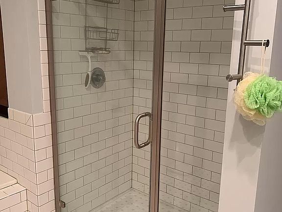 4th image of 111 Harries St APT 205