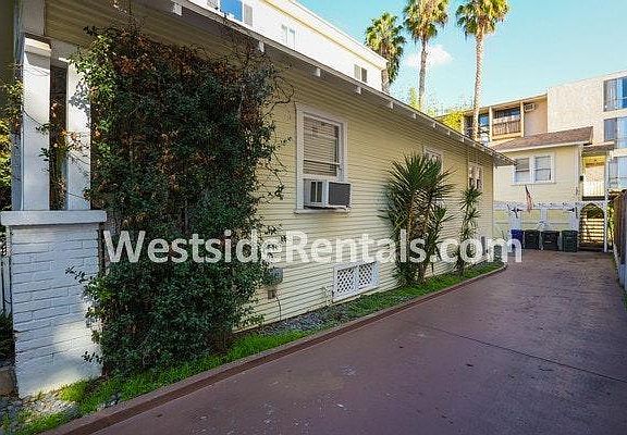 5th image of 920 Palm Ave #A