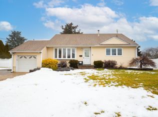 1397 Seminole Rd, North Brunswick, NJ 08902