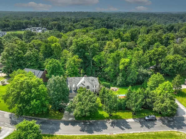 7161 Foxview Dr, Cincinnati, OH 45230