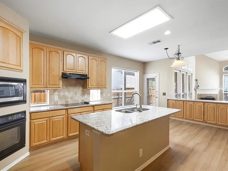 11650 Cape Royal Ln — Photo 11