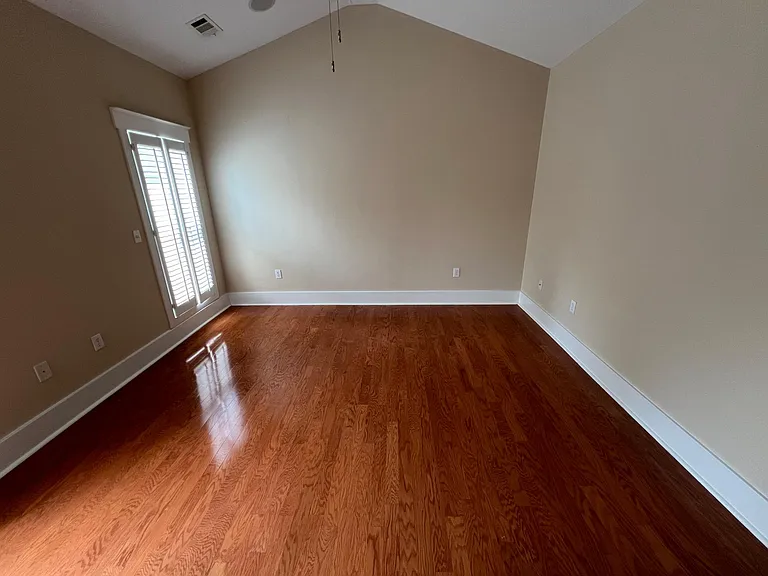 5240 Villa Lake Ct — Photo 11