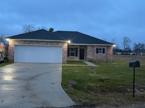 16 Ruby Ln, Natchez, MS 39120