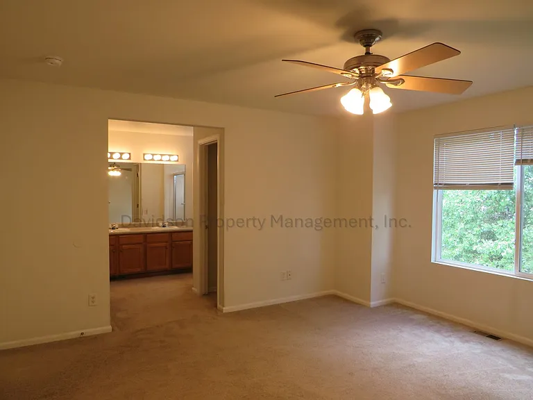 1839 Silver Meadow Cir — Photo 11