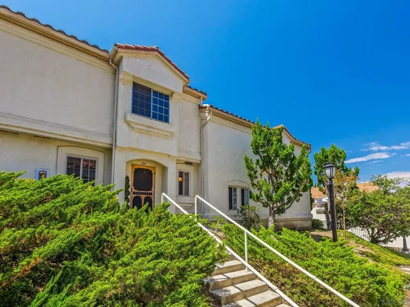 740 Breeze Hill Rd APT 139, Vista, CA 92081