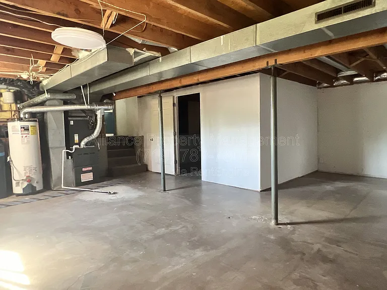514 Catalina Dr — Photo 36