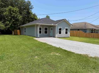 270 Railroad St, Sour Lake, TX 77659
