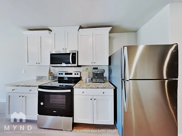72 Royal Meadow Dr — Photo 10
