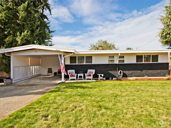 21221 110th Avenue SE, Kent, WA 98031