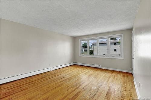 2nd image of 51 Janet Dr