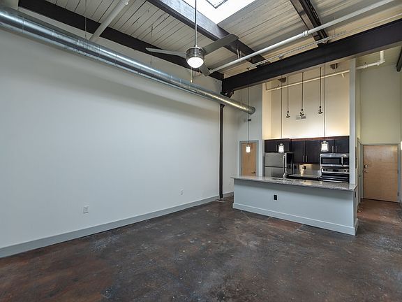 4th image of 3408 Moore St APT 237
