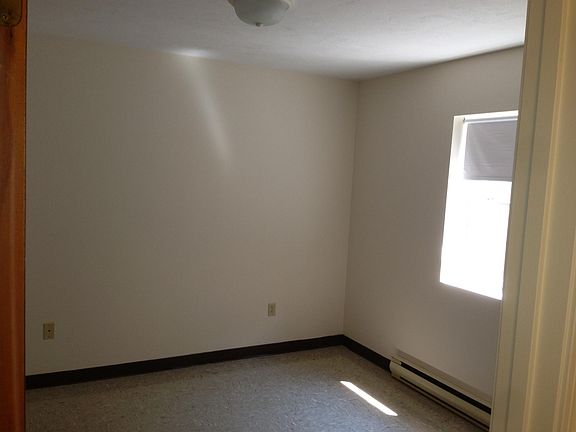 2nd image of 19 Main St APT 7