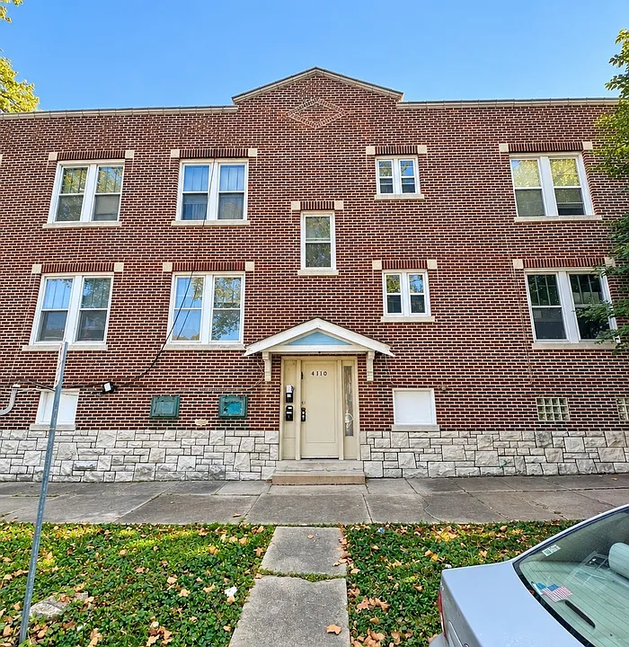 4110 Dewey Ave #1F