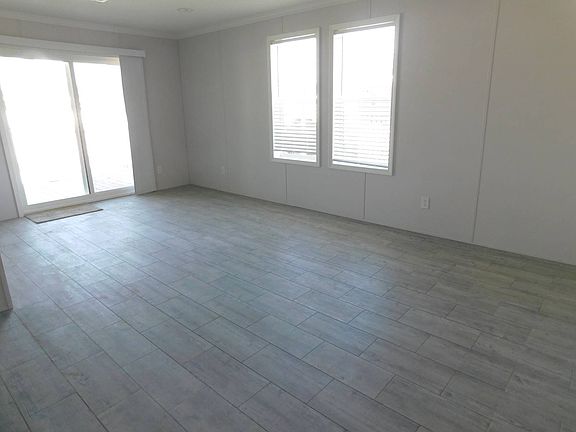 5th image of 1510 Ariana St #4