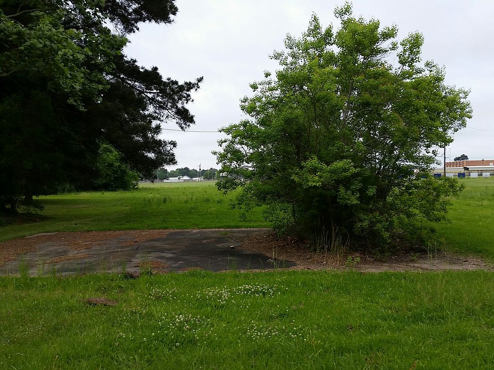 1st image of 1409 8th St