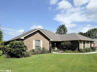 9175 Fairway Dr, Foley, AL 36535
