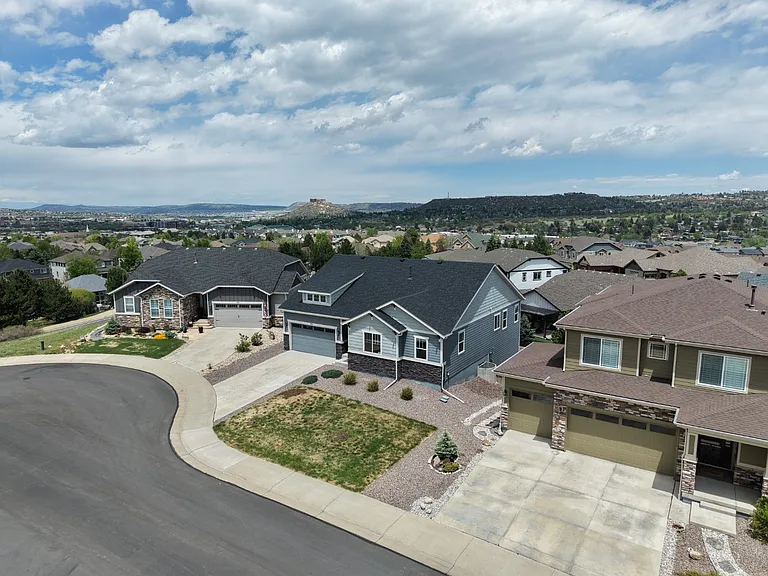 1135 Bonnyton Pl — Photo 43